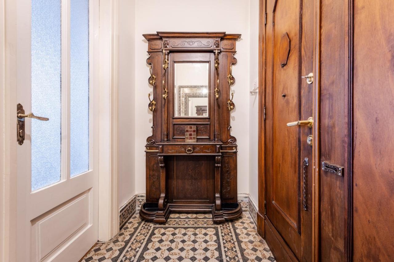 דירות איסטמבול Flat With Balcony And Bosphorus View In Beyoglu מראה חיצוני תמונה